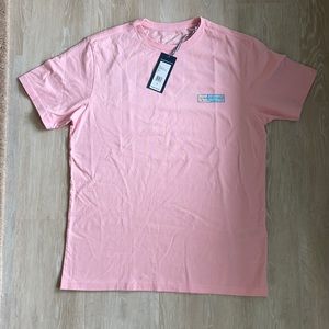 Vineyard Vines men’s graphic tee NWT small